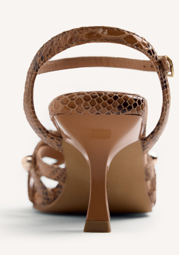 SANDALIAS TACÓN PIEL TACHAS KAKUMA