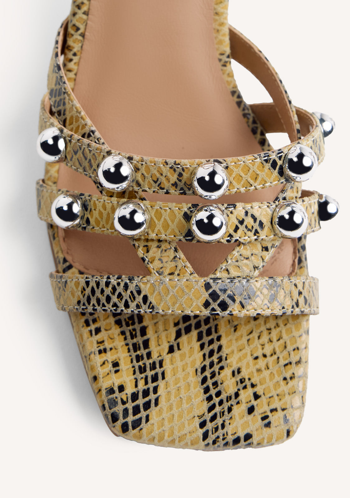 LEATHER STUDDED HEELED SANDALS KAPSABET