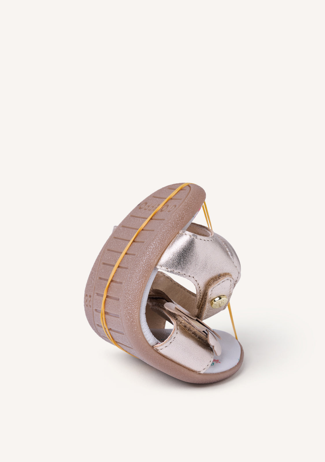 GIOSEPPO BAREFOOT - LEATHER SANDALS WITH BUTTERFLY SLITE