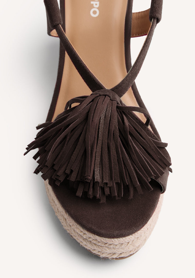FRINGES LEATHER WEDGE SANDALS KILOSA