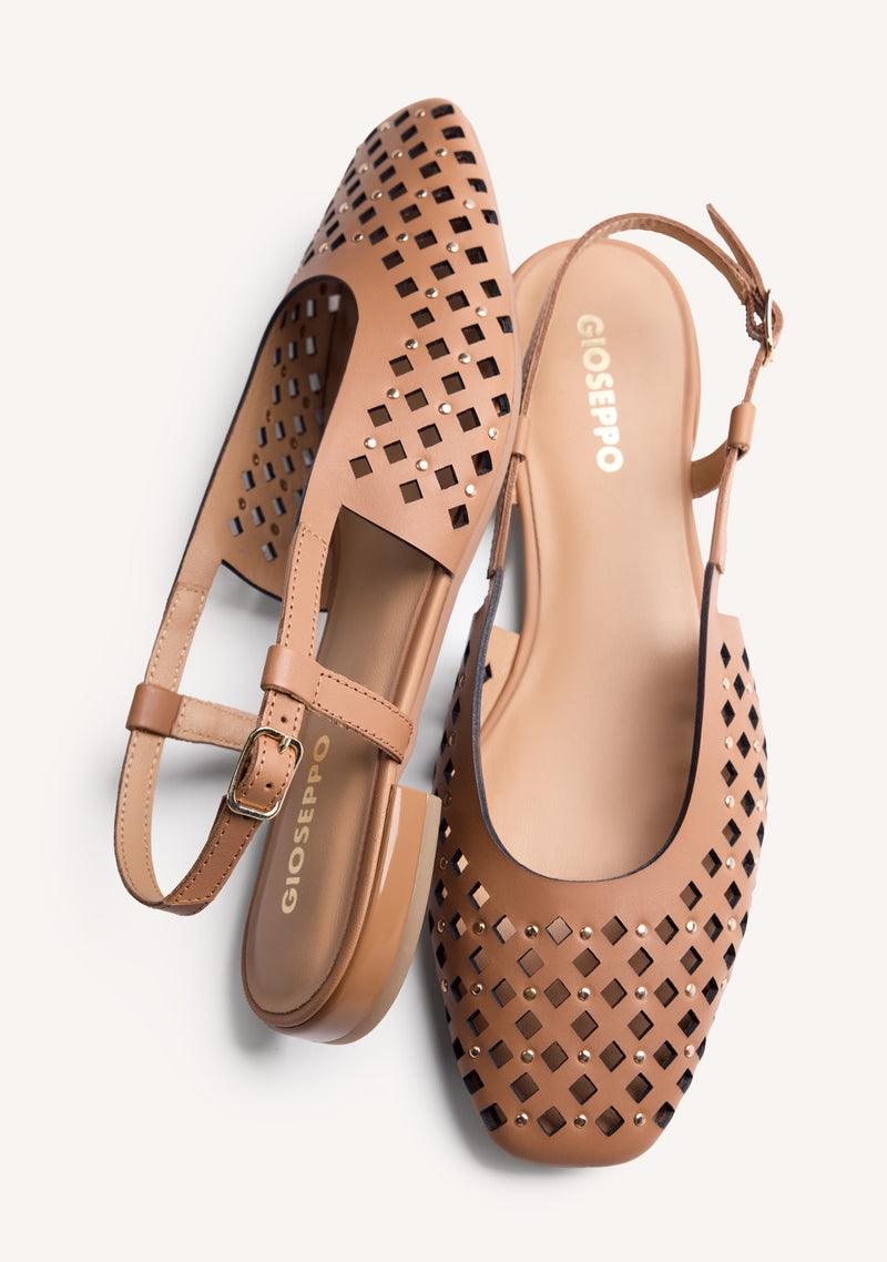 CUT-OUT LEATHER SLINGBACK BALLET FLATS KYAYA