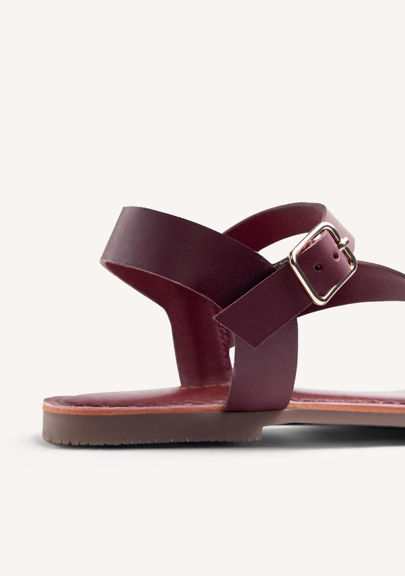 SANDALIAS PIEL TACHAS MASENO