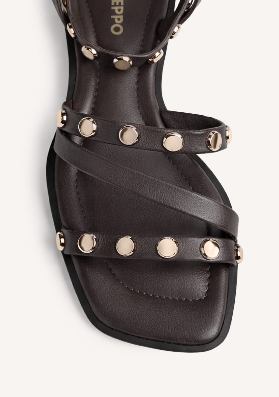 LEATHER STUDDED SANDALS MINDO