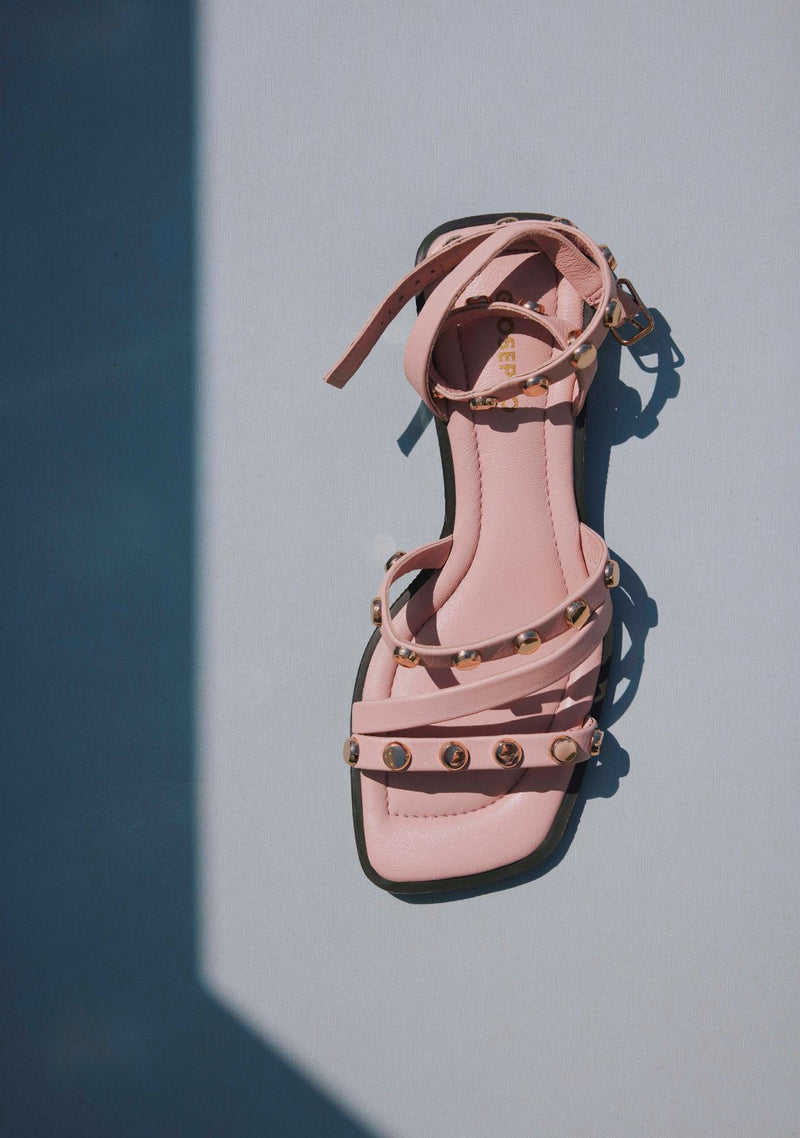 LEATHER STUDDED SANDALS MINDO
