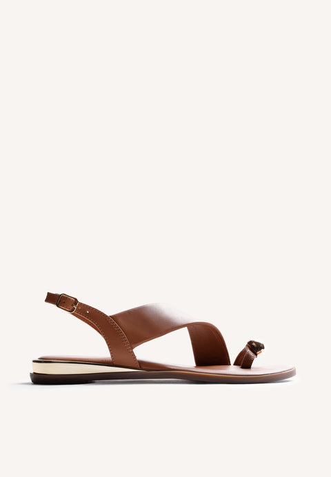 SANDALIAS DE CUERO CON ANILLOS STONY