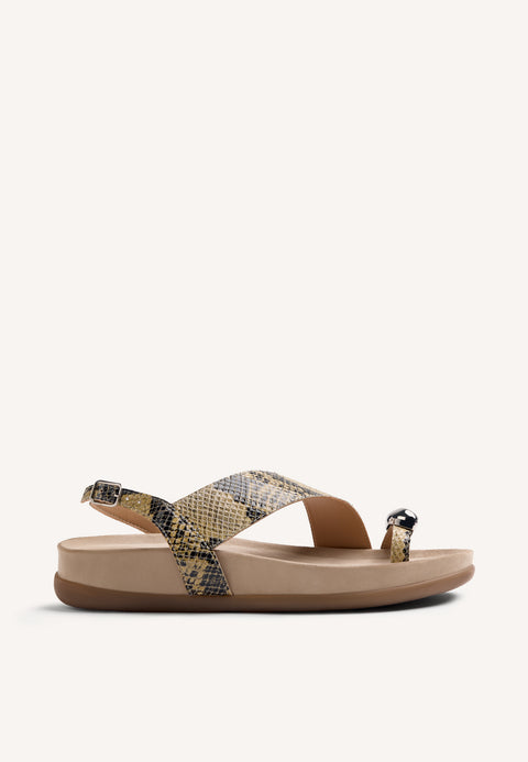 SANDALIAS PIEL ESTAMPADO ANIMAL Y JOYA TANAUAN