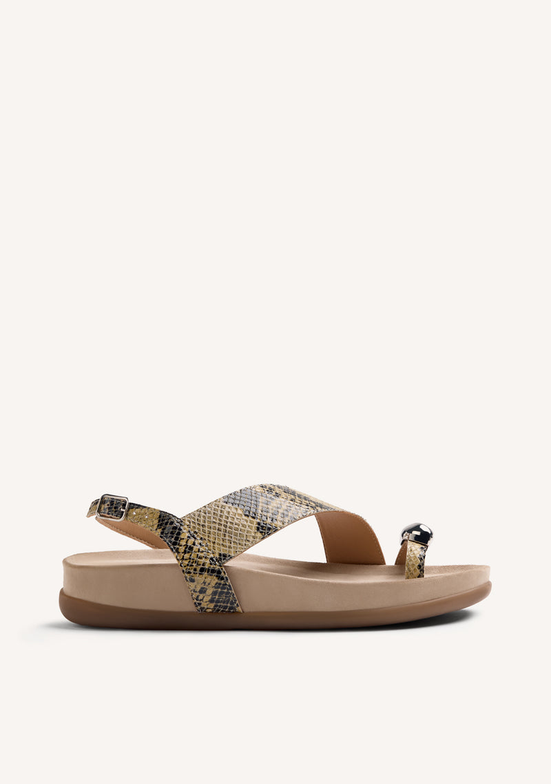 SANDALIAS PIEL ESTAMPADO ANIMAL Y JOYA TANAUAN