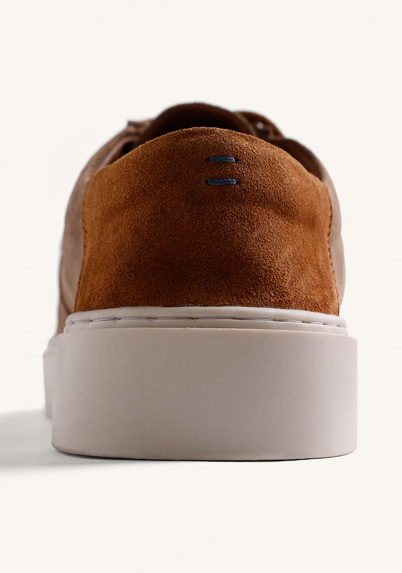 SNEAKERS WALLABEE PELLE SCAMOSCIATA UYO