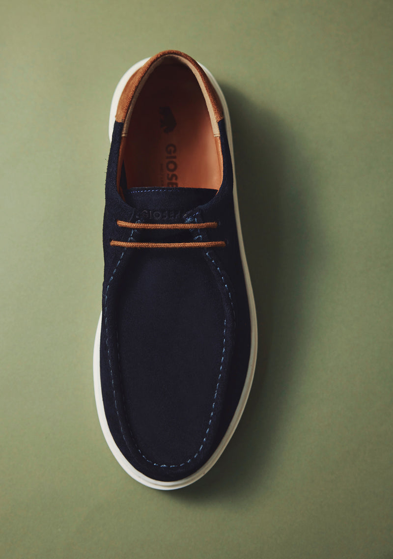SNEAKERS WALLABEE PELLE SCAMOSCIATA UYO