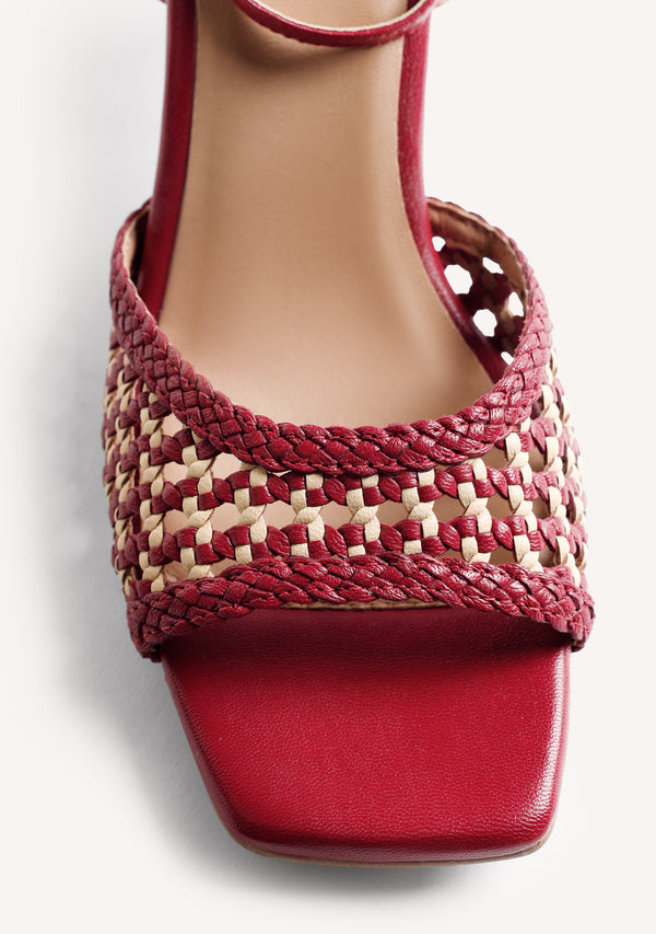 SANDALIAS TACÓN PIEL TRENZADA KAJIADO