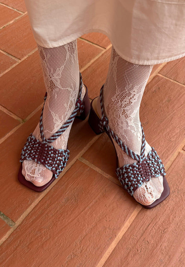 SANDALIAS TACÓN PIEL TRENZADA BORONGAN