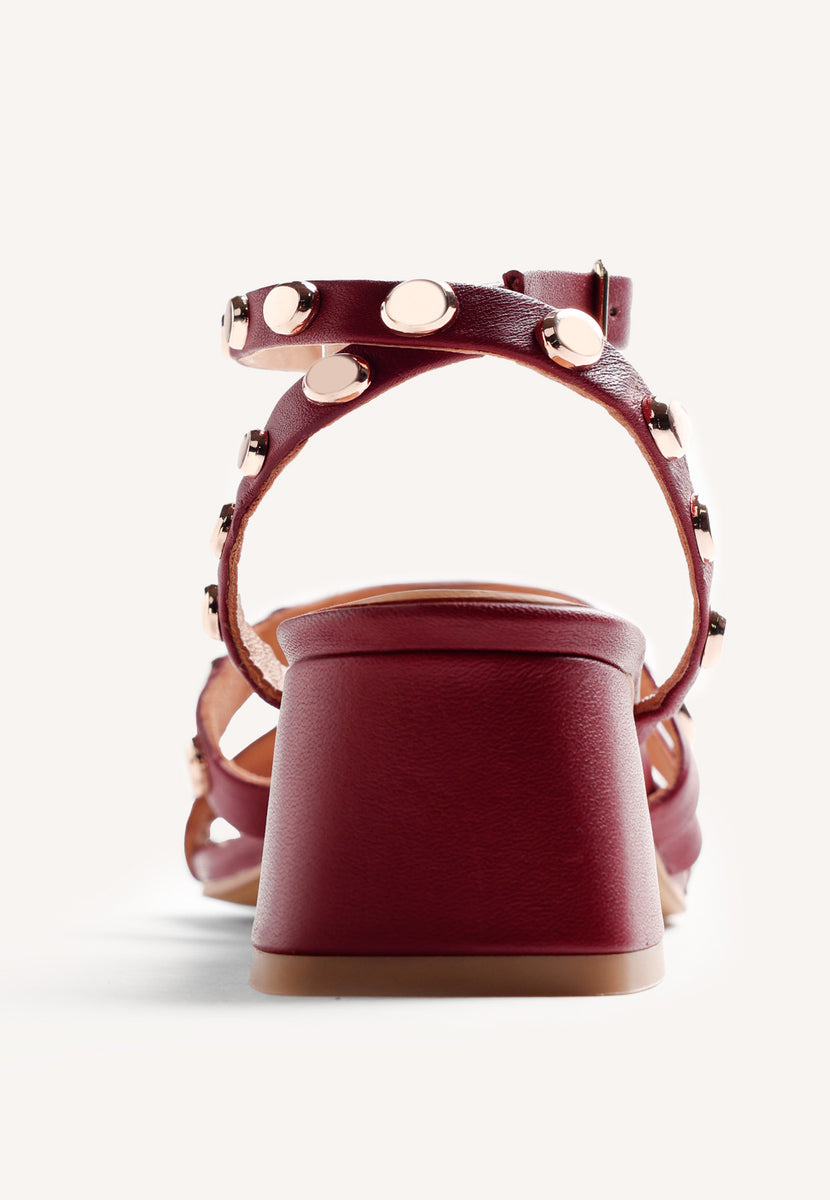 SANDALI TACCO PELLE BORCHIE KASULU