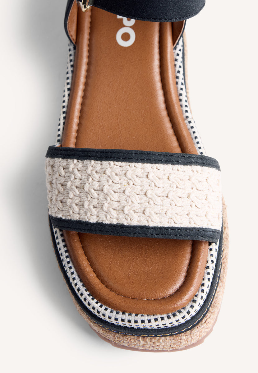 SANDALI ZEPPA UNCINETTO ISOKO