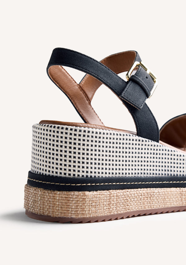 SANDALIAS CUÑA CROCHET ISOKO