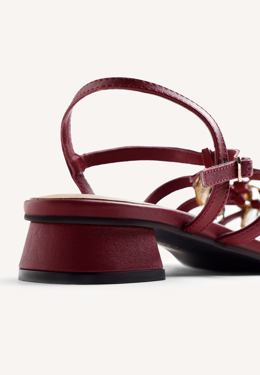 SANDALIAS TACÓN PIEL ABALORIOS TEKONSHA