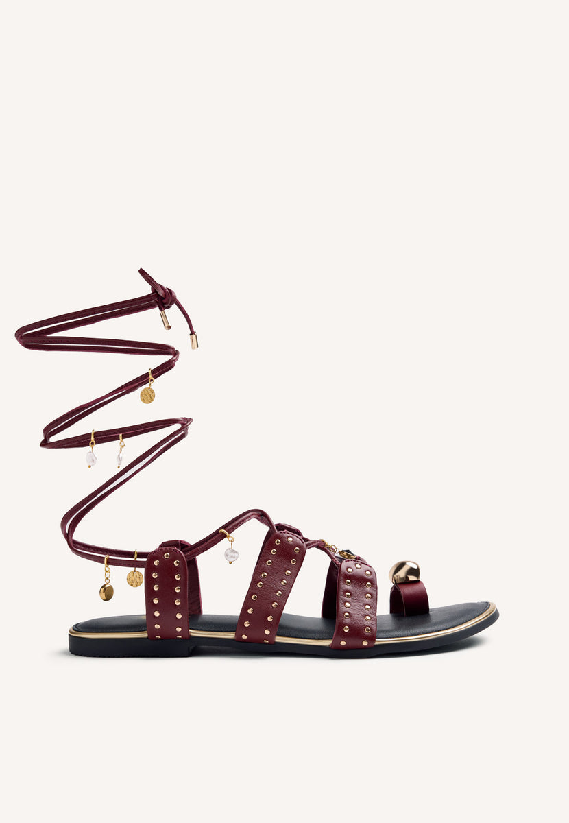 SANDALIAS PIEL ABALORIOS Y ANILLO MARSABIT