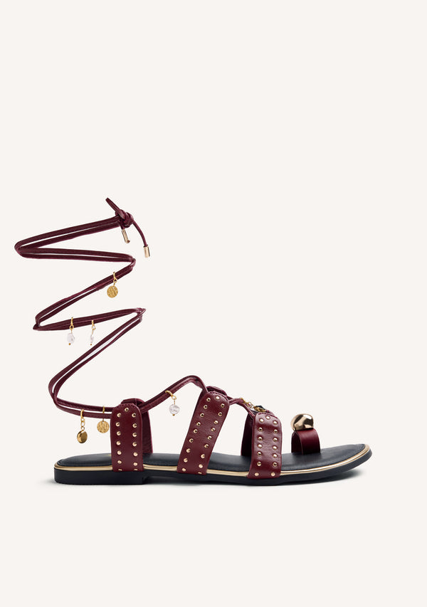 SANDALIAS PIEL ABALORIOS Y ANILLO MARSABIT