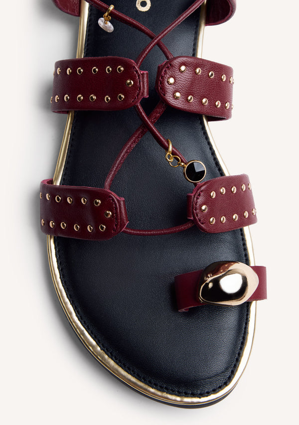 SANDALIAS PIEL ABALORIOS Y ANILLO MARSABIT