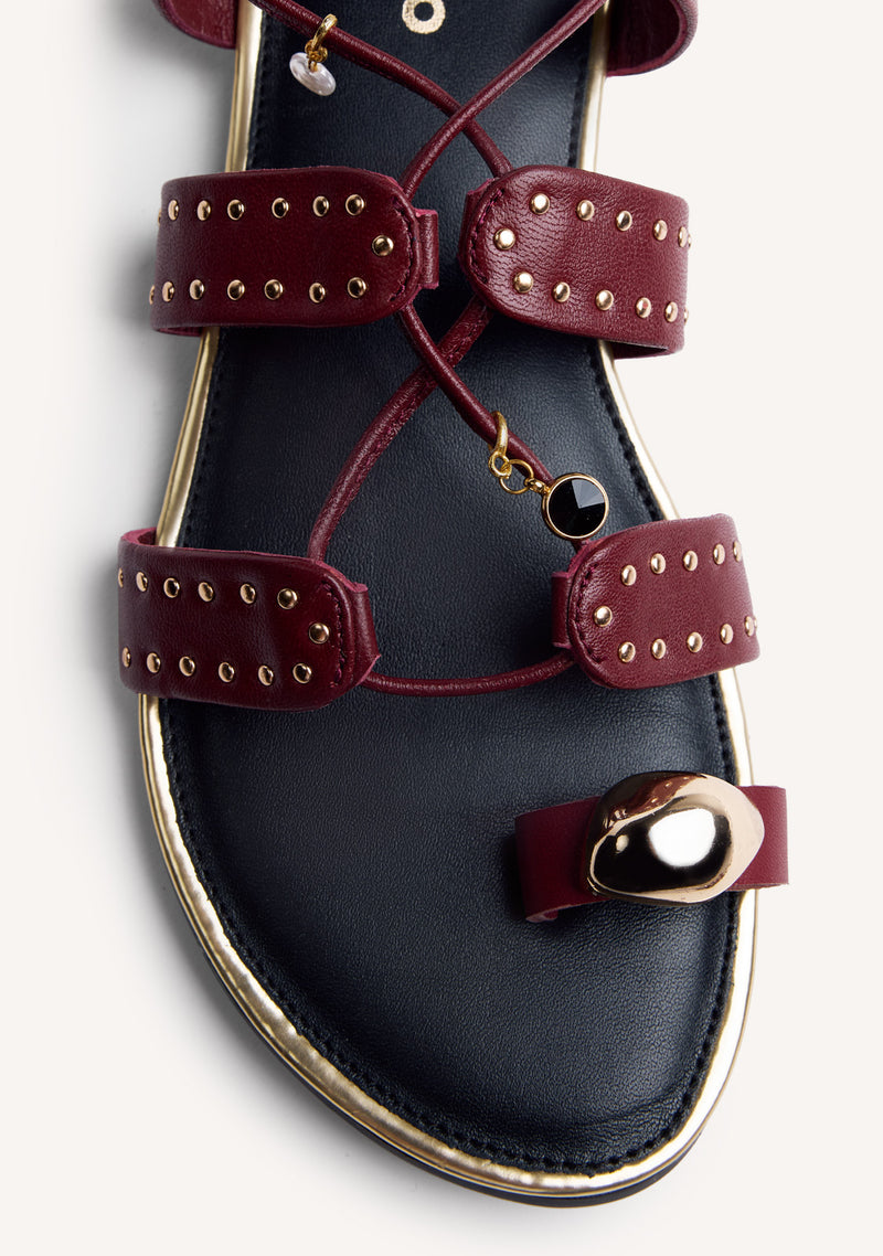SANDALIAS PIEL ABALORIOS Y ANILLO MARSABIT