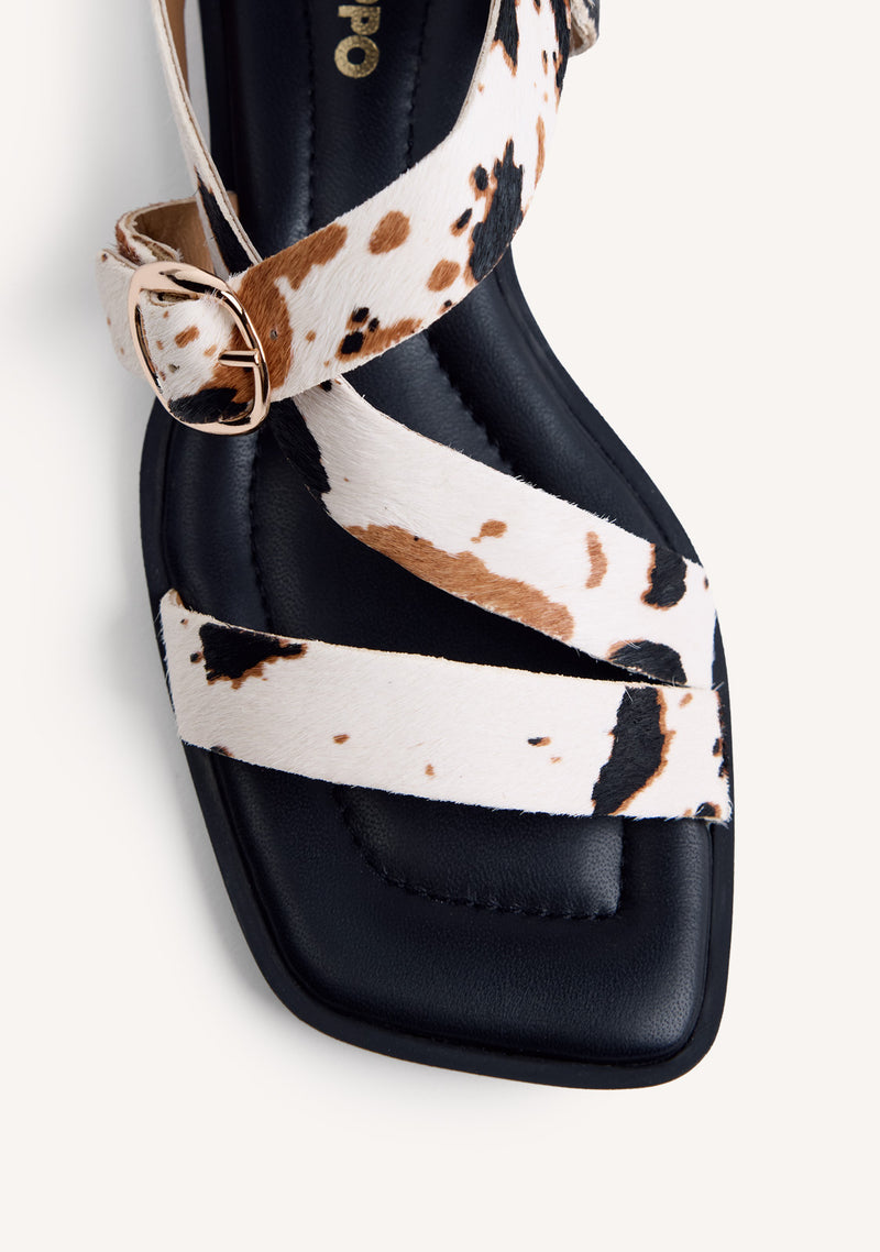 MBEYA CUIR CLOUTÉES IMPRIMÉ ANIMAL