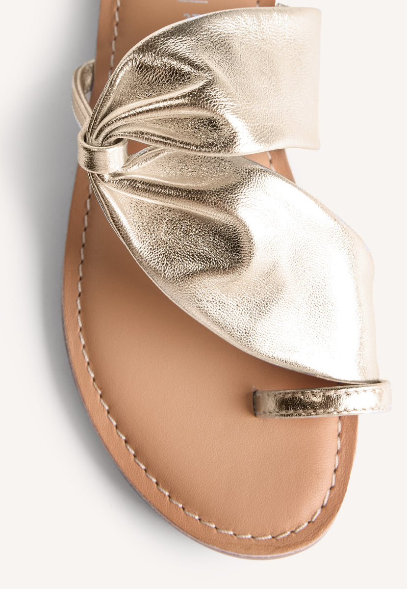 SANDALI PELLE KISERIAN