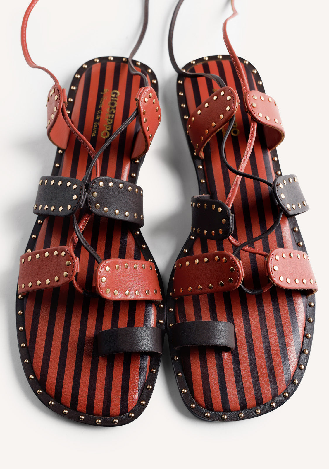 LEATHER SANDALS WITH STUDS BY MARÍA G. DE JAIME