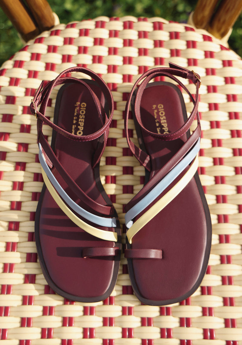 LEATHER SANDALS BY MARÍA G. DE JAIME