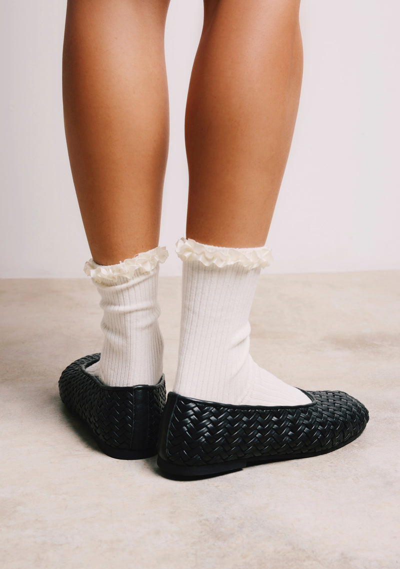 BLACK BRAIDED LEATHER BALLET FLATS