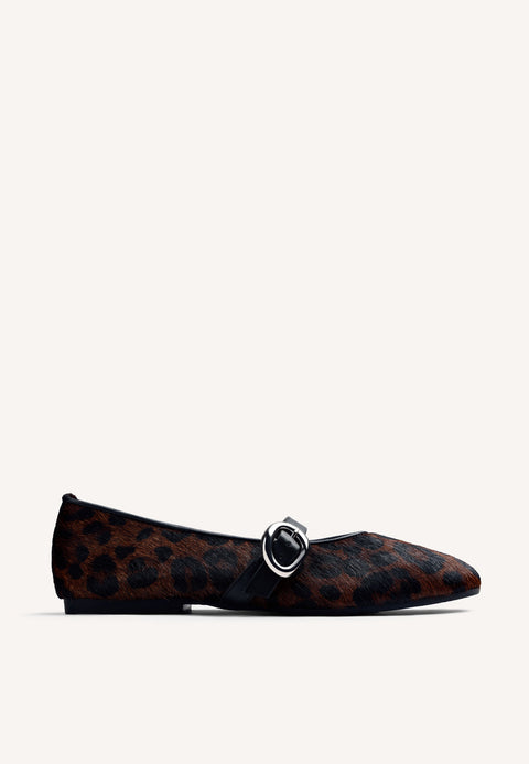 ANIMAL PRINT LEATHER BALLET FLATS