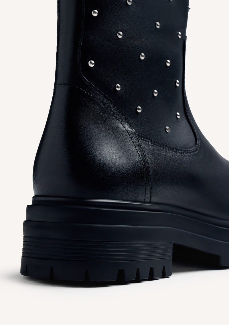 BLACK LEATHER ANKLE BOOTS WITH STUDS