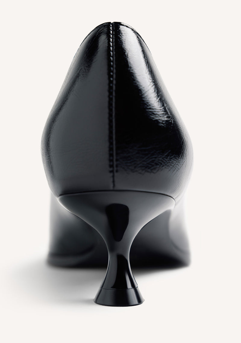 BLACK HEEL SHOES