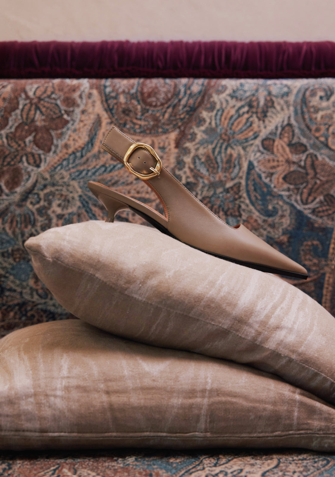 TAUPE OPEN-BACK HEEL SHOES