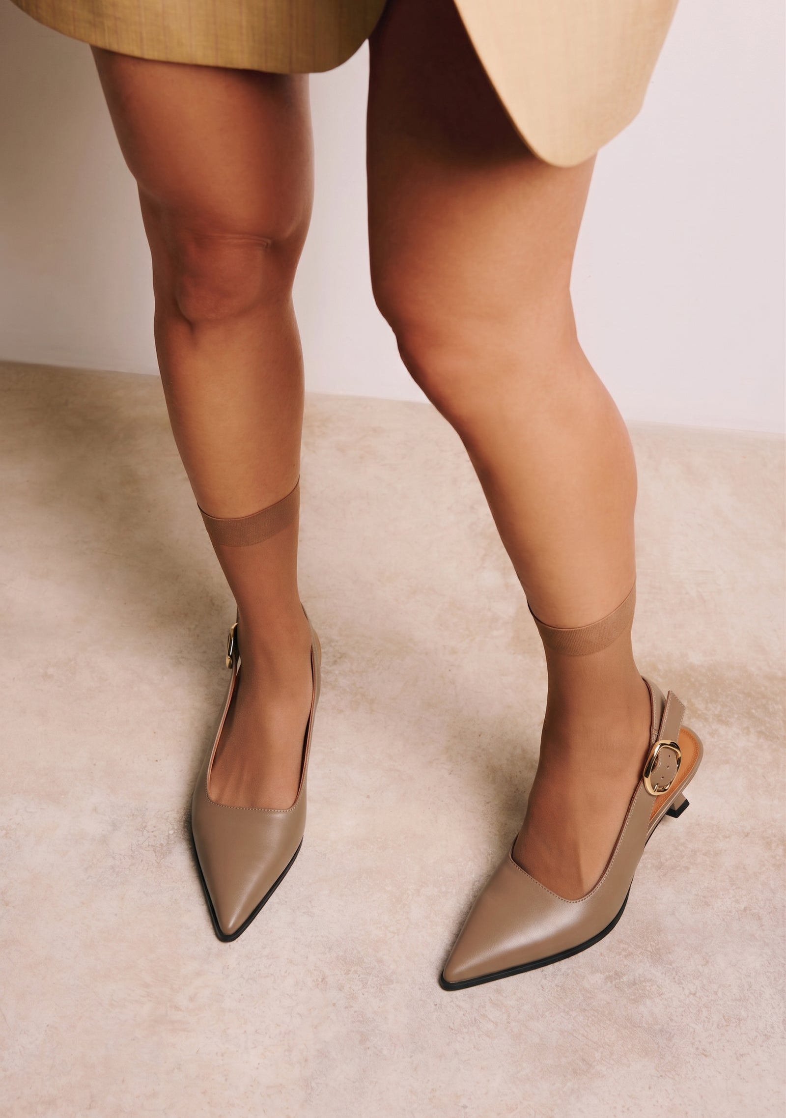 ZAPATOS TACÓN DESTALONADOS TAUPE