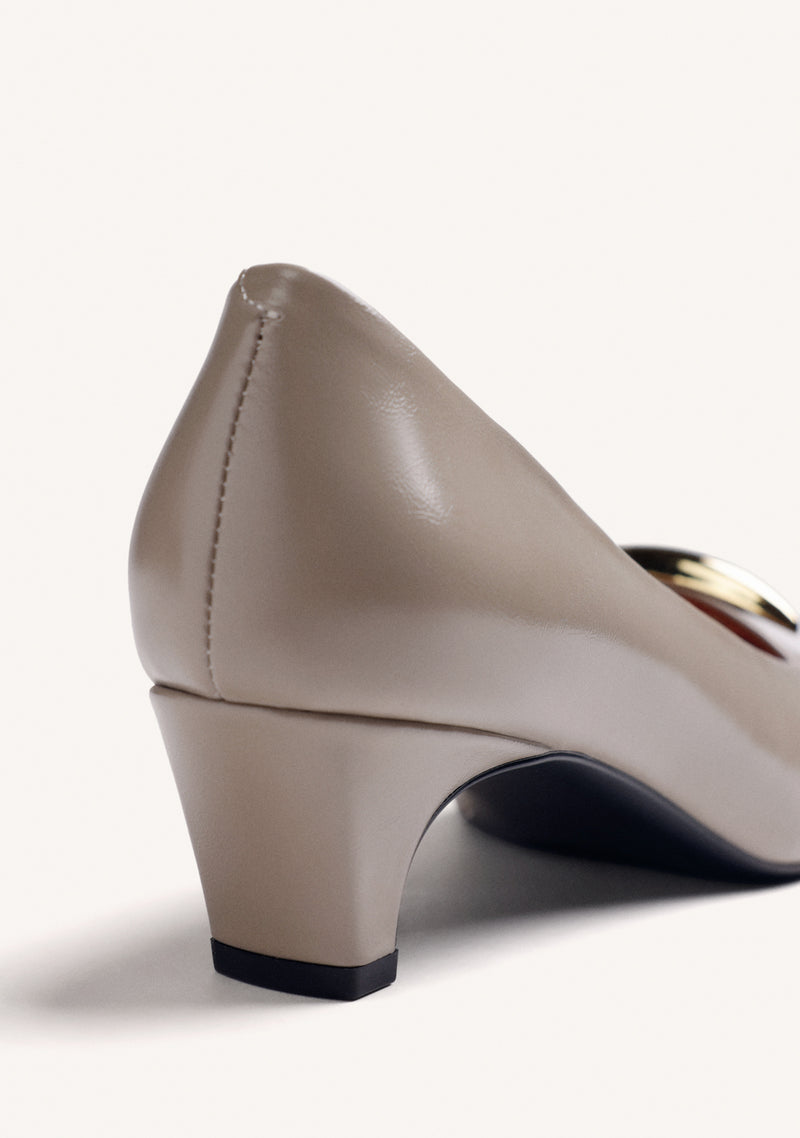 TAUPE PATENT EFFECT HEEL SHOES