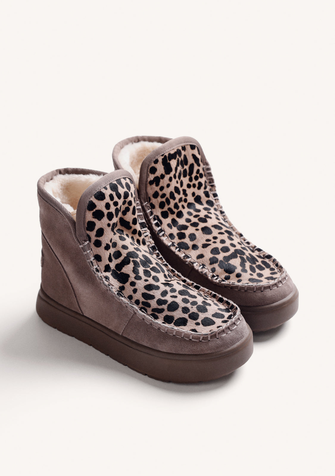 TAUPE AUSTRALIAN SUEDE LEATHER BOOTS WITH ANIMAL PRINT