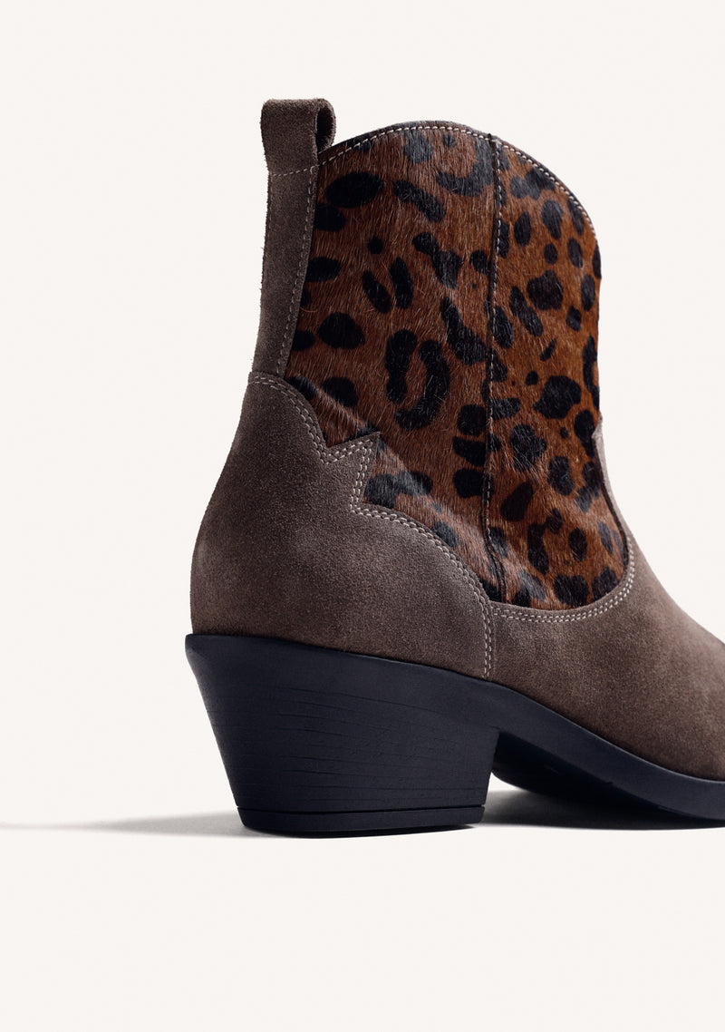 ANIMAL PRINT LEATHER ANKLE BOOTS