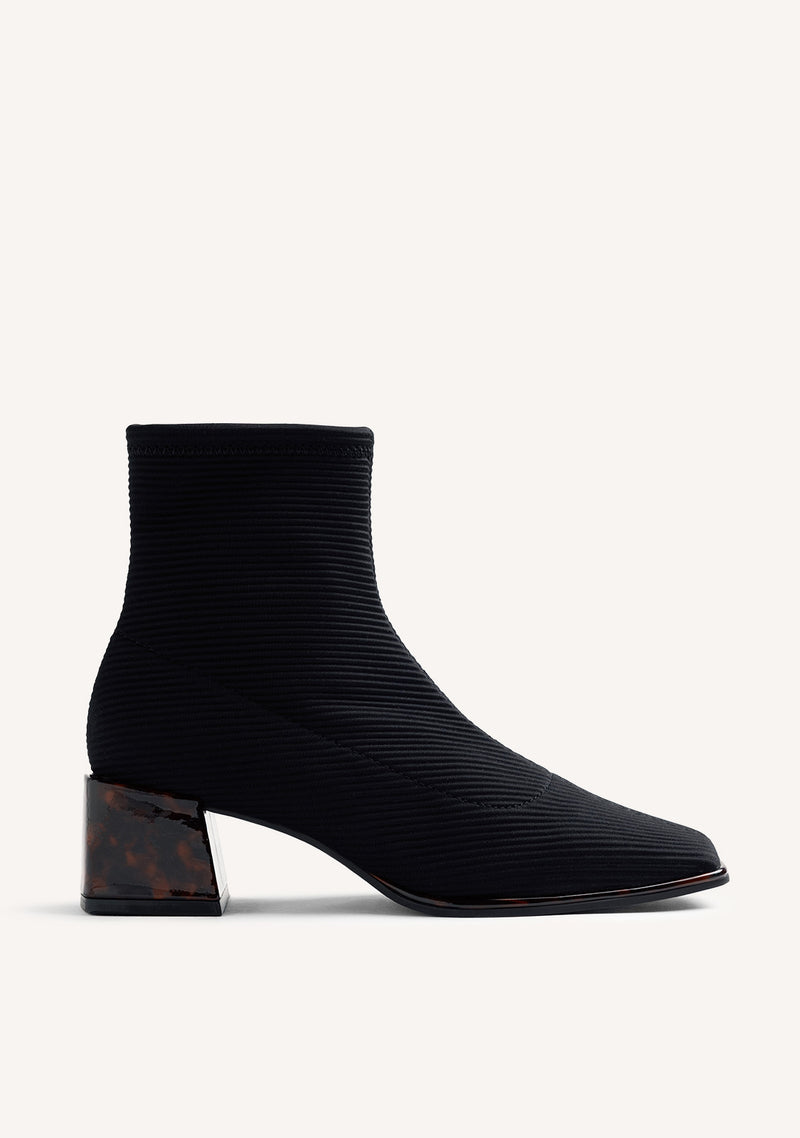 BLACK ELASTIC ANKLE BOOTS