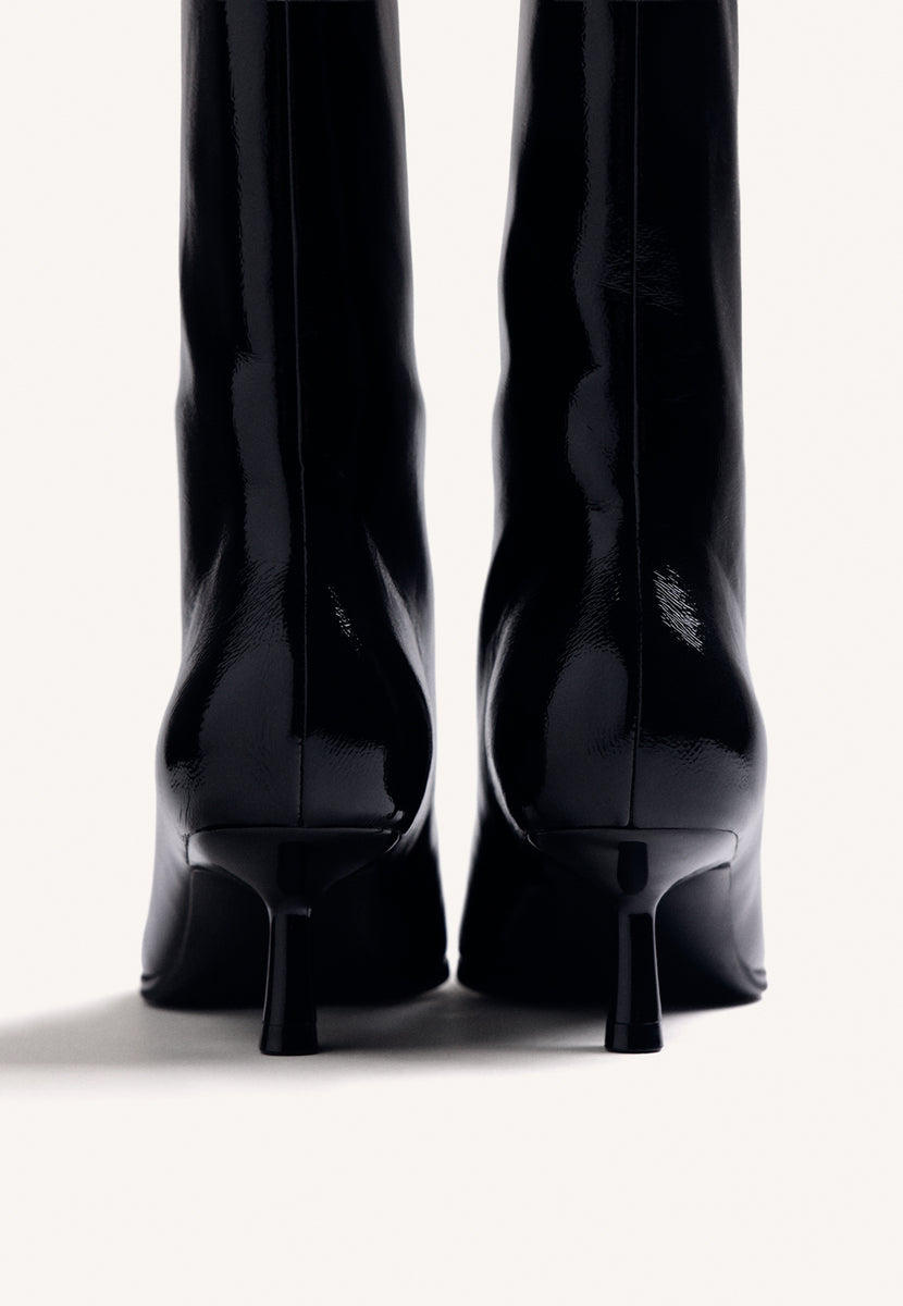 BOTAS ALTAS PRETAS KITTEN