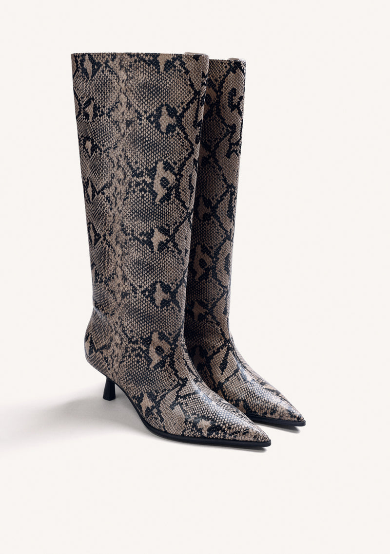 HIGH ANIMAL PRINT KITTEN BOOTS