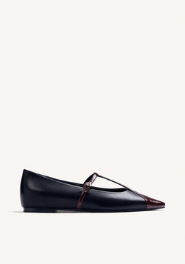 BLACK LEATHER WEDGE BALLET FLATS