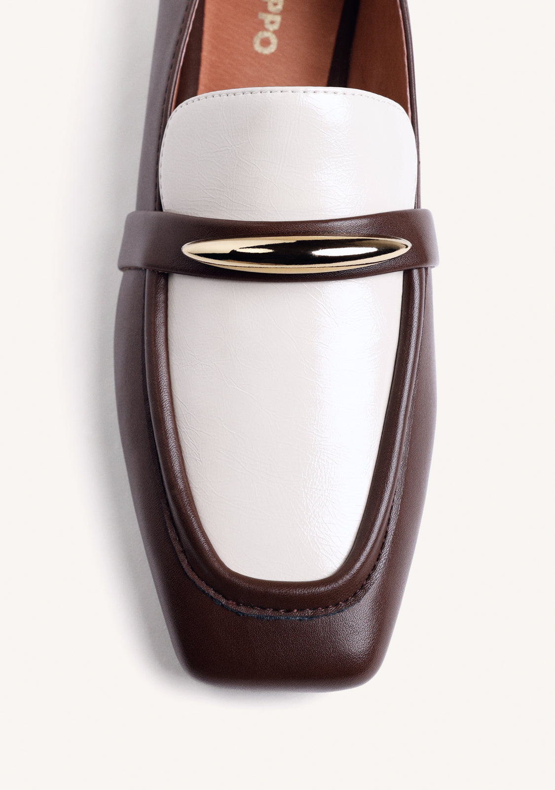 CREAM LEATHER LOAFERS WITH CONTRASTS