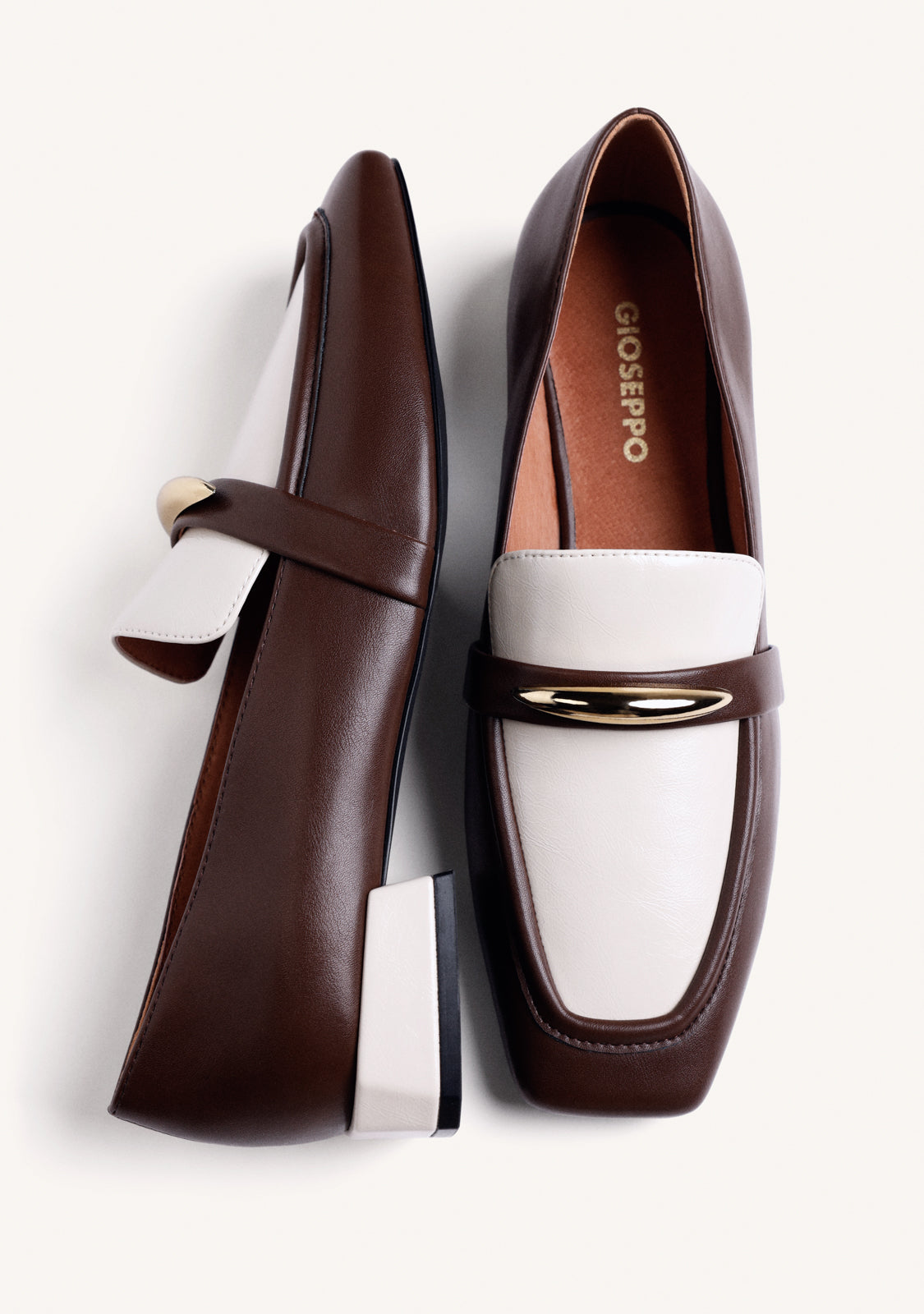 CREAM LEATHER LOAFERS WITH CONTRASTS