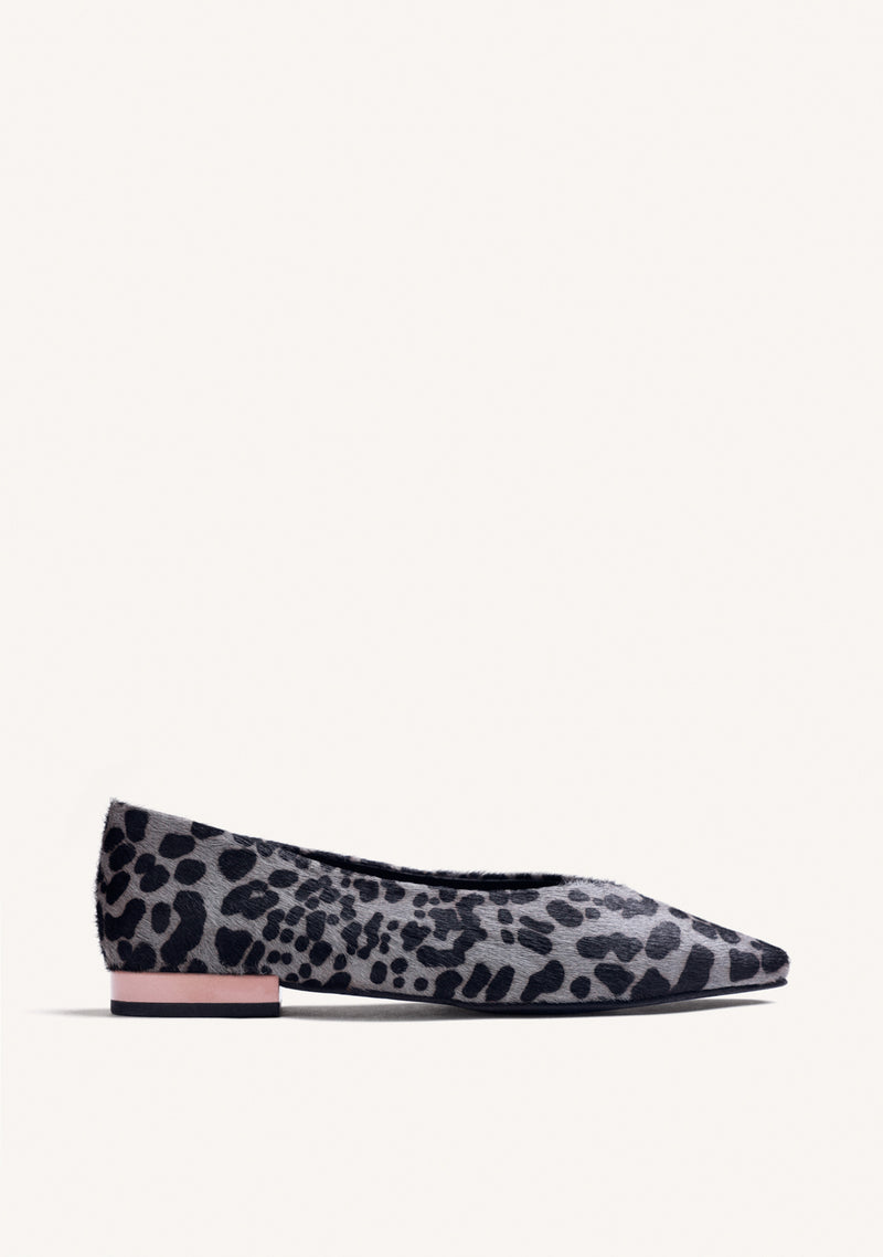 ANIMAL PRINT LEATHER BALLET FLATS