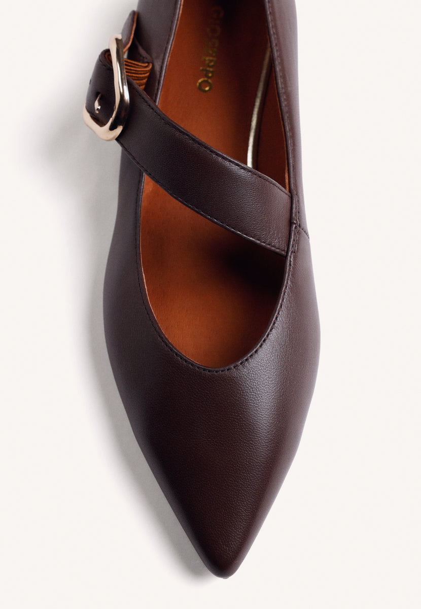 BROWN LEATHER BALLET FLATS WITH BUCKLE