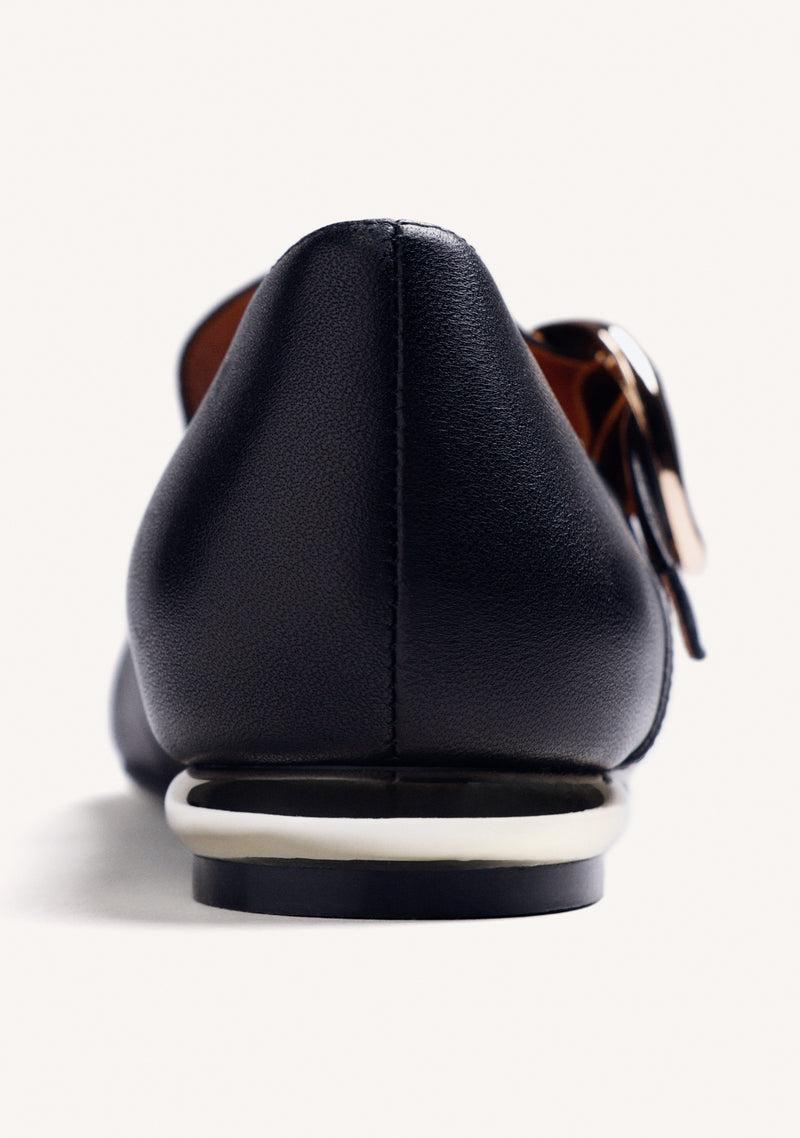BLACK LEATHER BALLET FLATS WITH BUCKLE