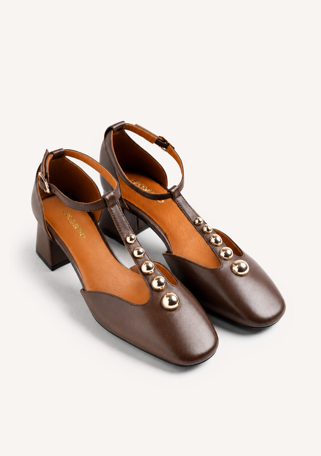 BROWN HEEL SHOES WITH STUDS