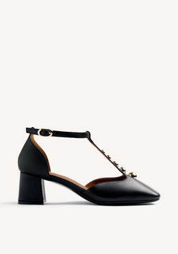 SAPATOS DE SALTO PRETOS COM TACHAS