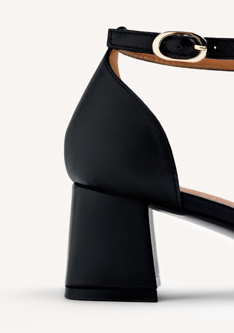 BLACK STUDDED HEEL SHOES