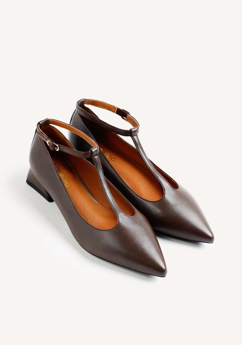 BROWN HEEL SHOES