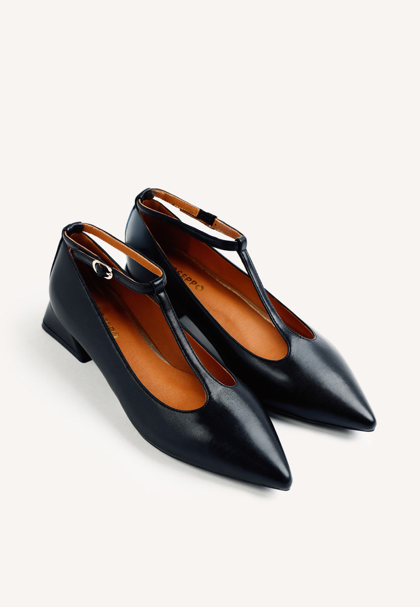 SCARPE CON TACCO NERE